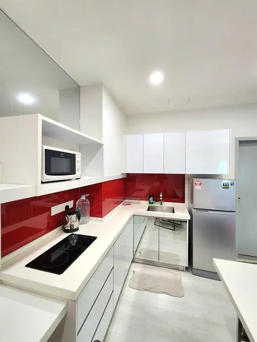 Modern Suite In Penang Island Jelutong