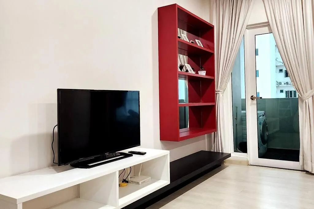 Apartment Modern Suite In Penang Island Jelutong
