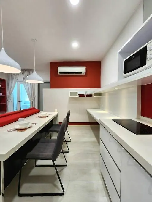 Apartment Modern Suite In Penang Island Jelutong Malaysia